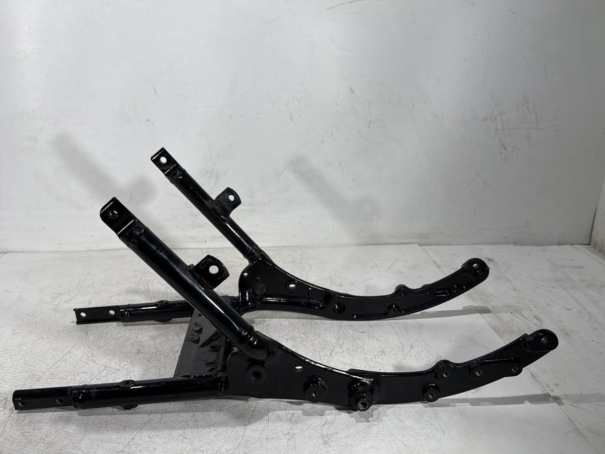 2010 Harley Electra Glide Touring Ultra Rear Back Sub Frame Rail Bar 48079-09BHP