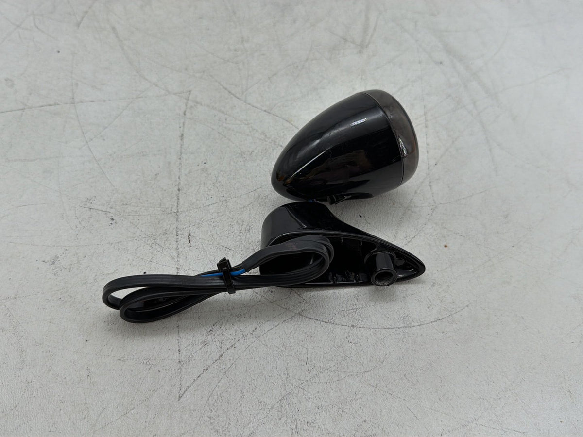 2018 Harley Road Glide Touring FLTRXS OEM Front 1 Turn Signal Indicator Blinker