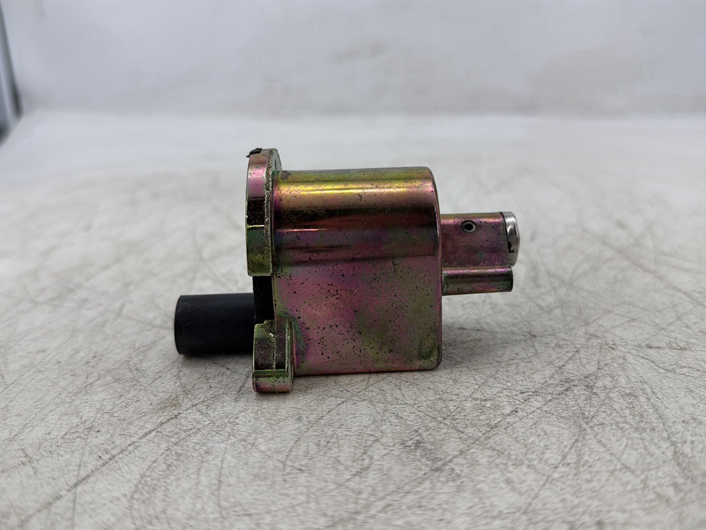 2004 Harley Road King Touring Custom FLHRSI OEM Ignition Switch Cylinder Barrel Lockset NOKey