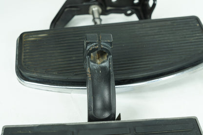 2007 - 2012 Harley-Davidson Softail Heritage Classic Left Right Driver & Pass Floorboard Foot Rest  	42431-00B