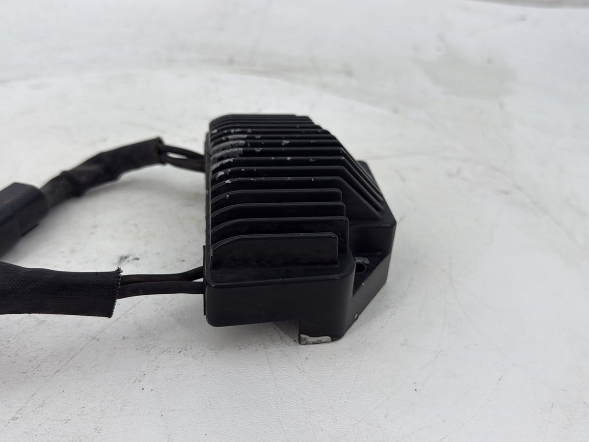 2006 Harley Dyna Super Glide Custom FXDCI OEM Voltage Regulator Rectifier