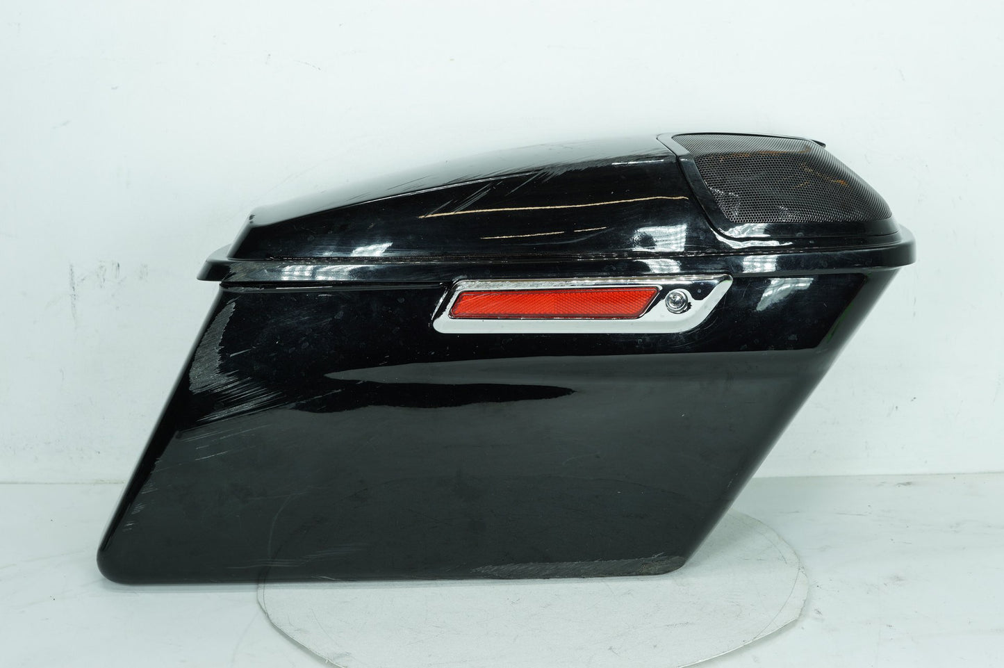2007 - 2011 Harley-Davidson Touring Street Glide Right 1 Saddlebag Luggage NO Key 90752-93