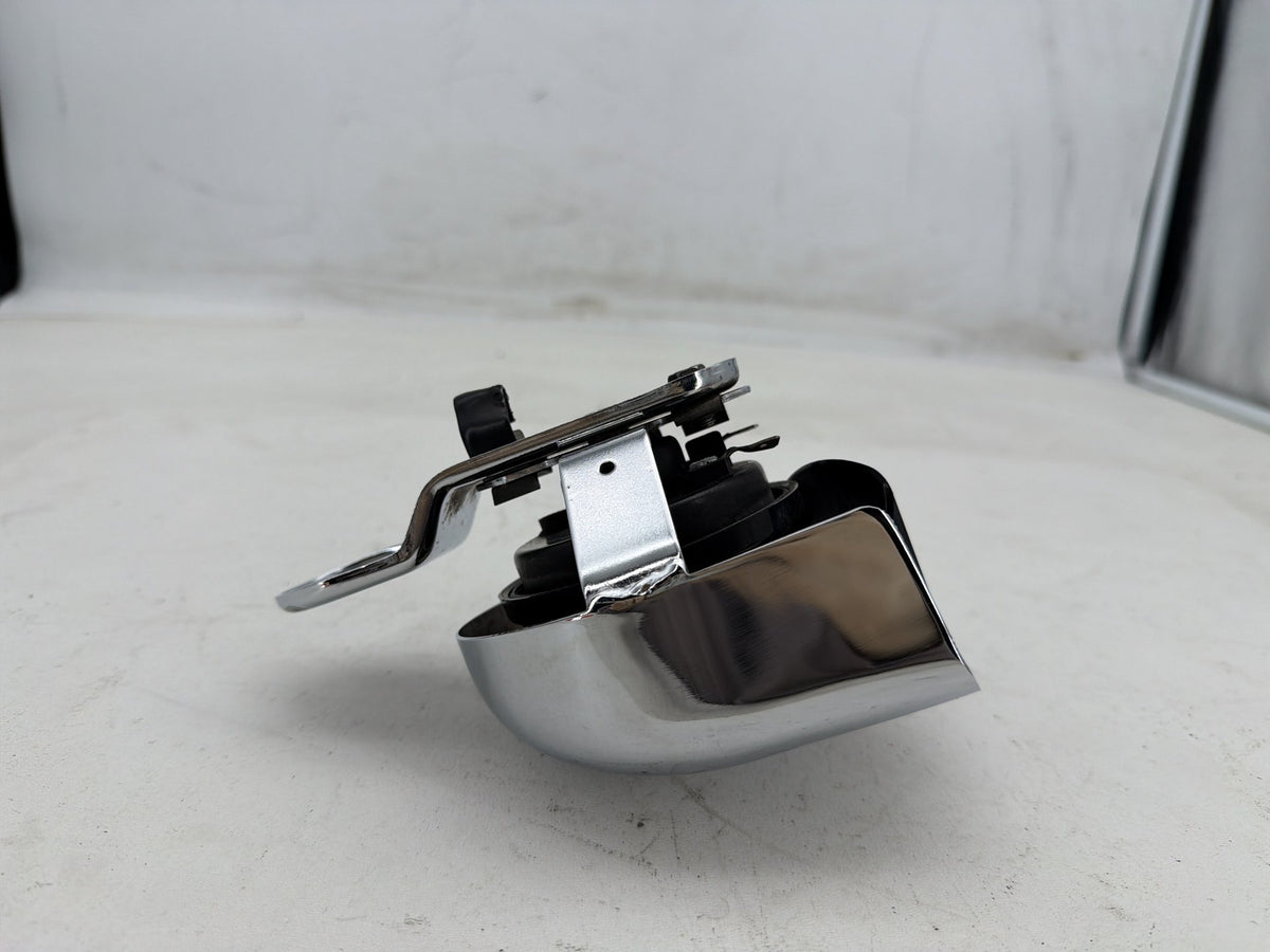 2003 Harley Electra Glide Touring Ultra OEM Horn Signal Klaxon Chrome Cover