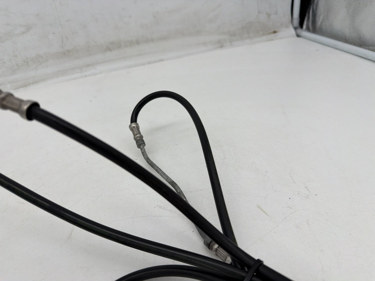 2011 Harley Street Glide Touring FLHX-103 OEM Front Brake Hose Line Pipe ABS