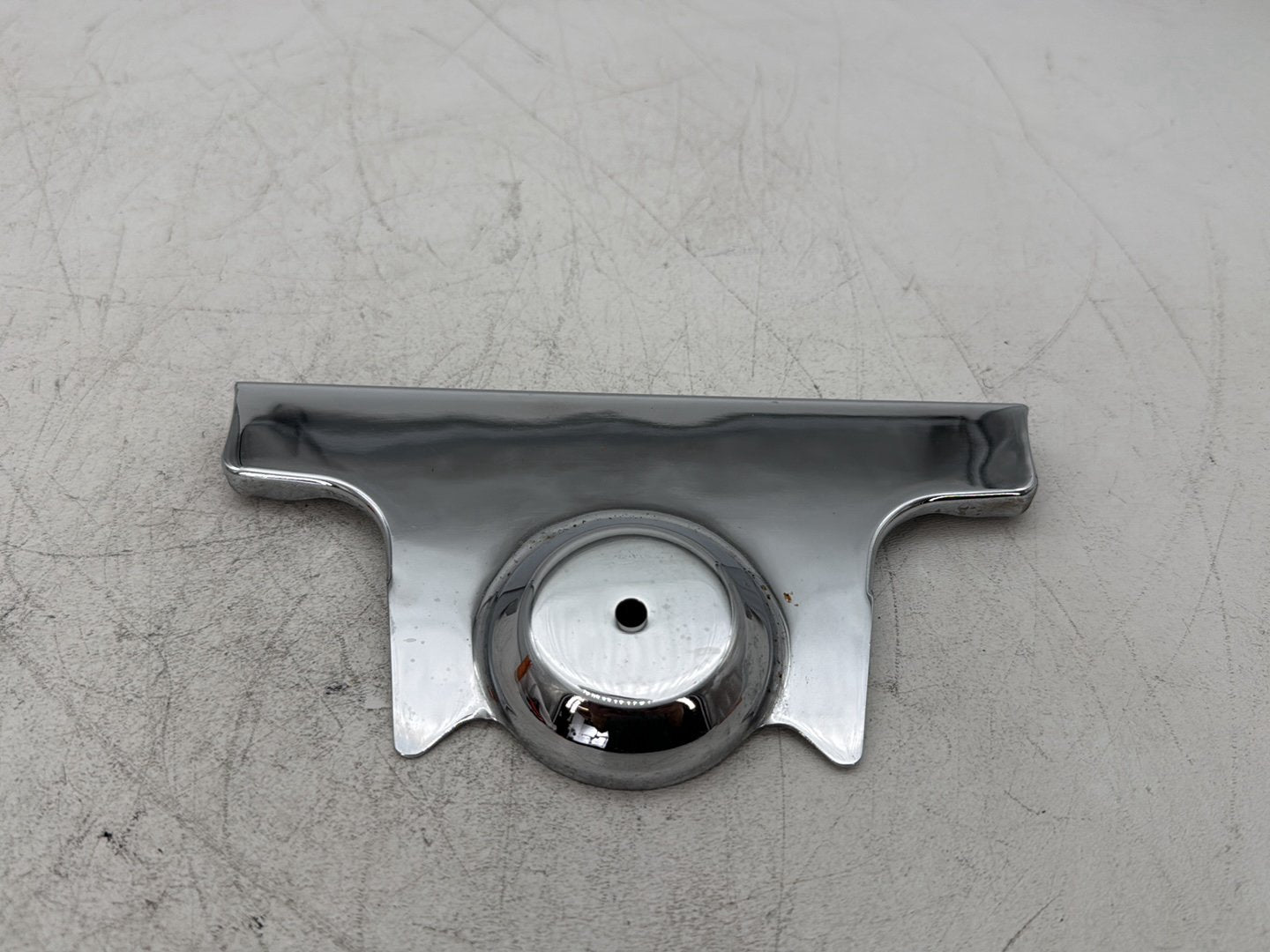 2000 Harley Dyna FXDWG Wide Glide OEM Front Fork Bracket Cover 45685-93