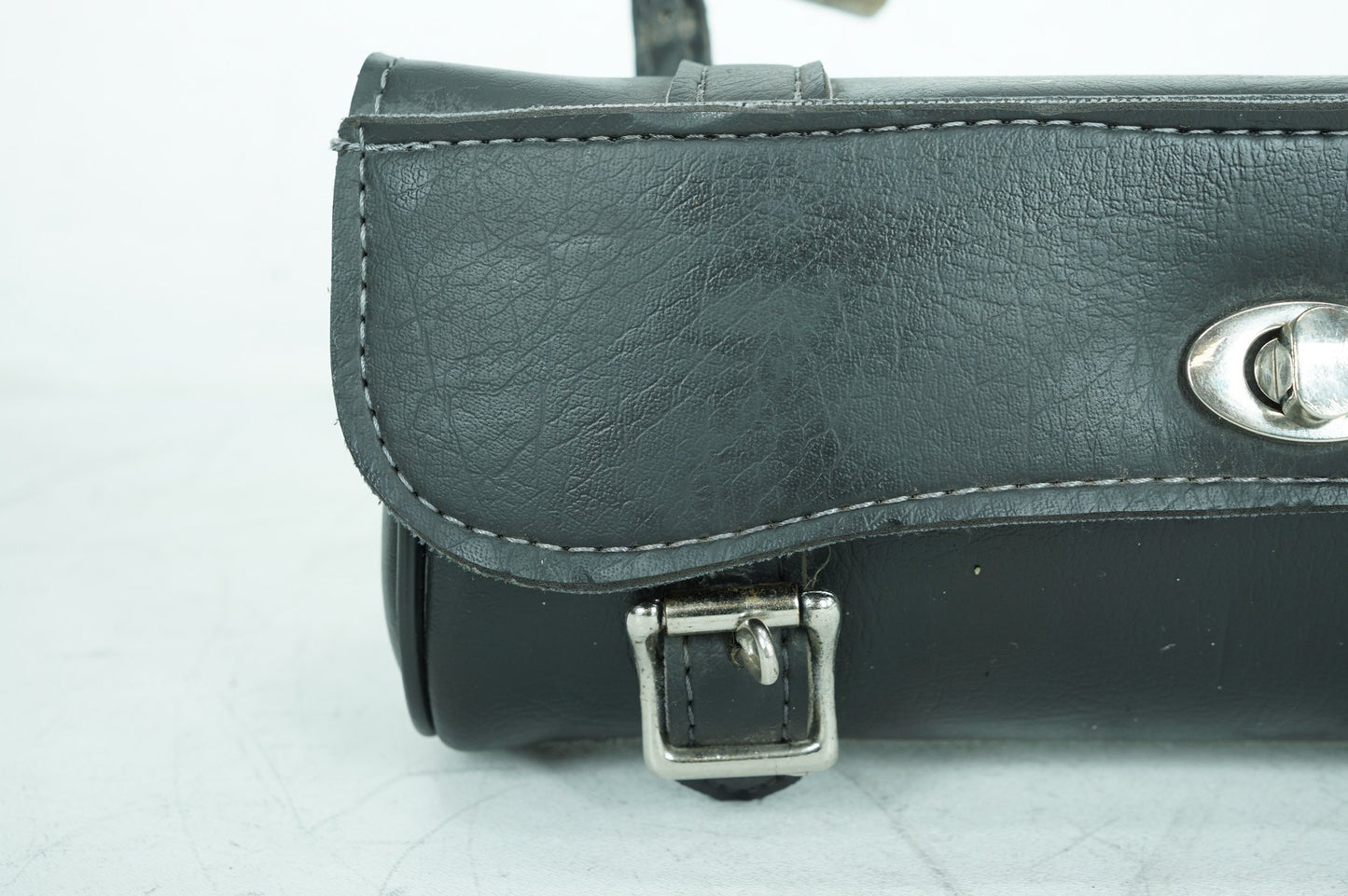 2007 - 2017 Harley-Davidson Dyna 105th Wide Glide Front Onboard Tool Bag Leather Storage