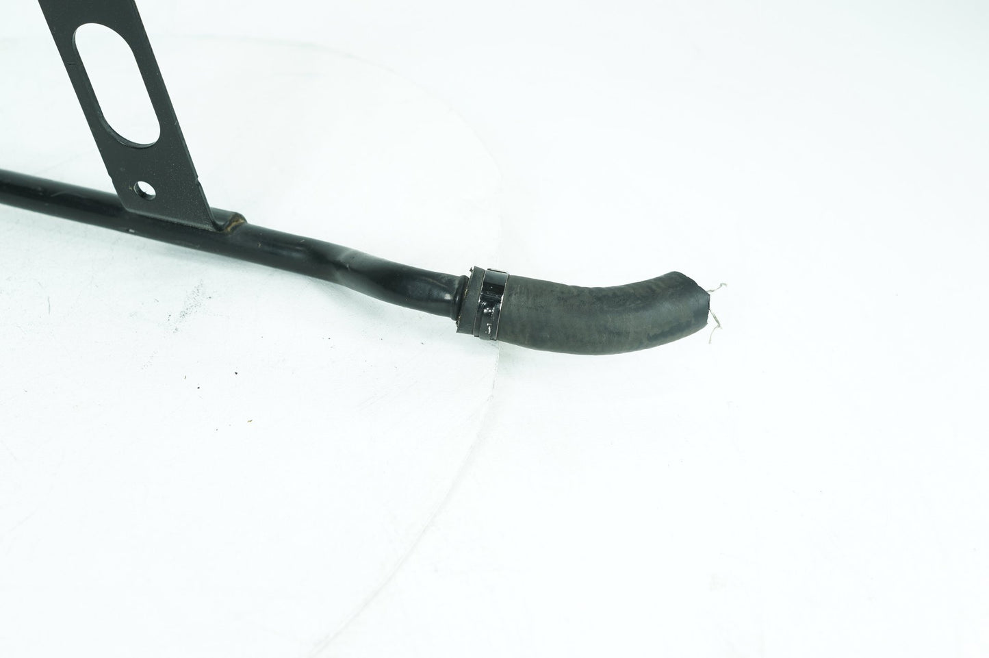 2008 - 2016 Harley-Davidson Touring Electra Glide Ultra Water Cooling Pump Downtube Hose Pipe 26900003