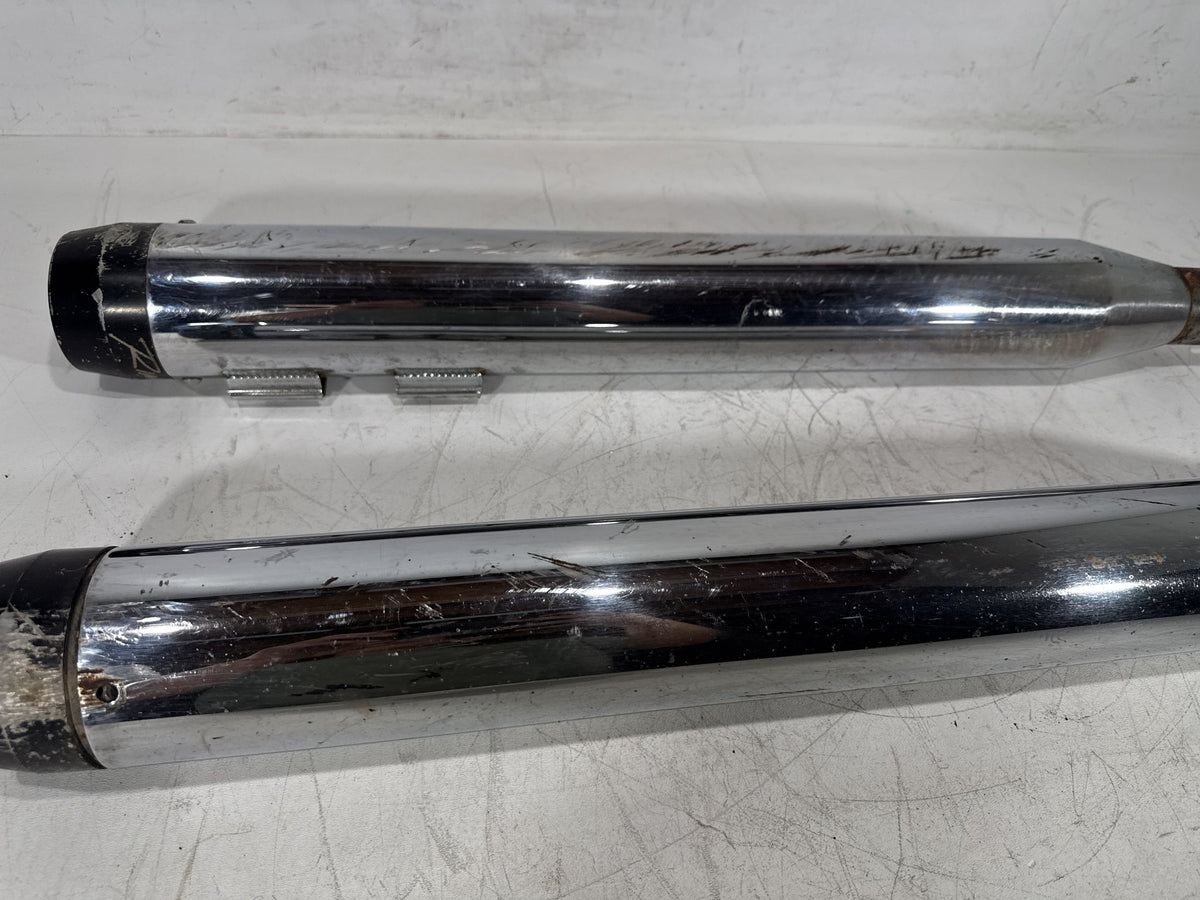 2011 Harley Street Glide Touring FLHX Exhaust Muffler Silencer Slip On Rinehart
