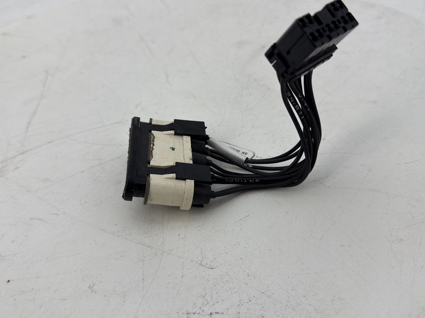 Harley-Davidson Misc  Dash Indicator Lamp Wire Plug In 68789-96