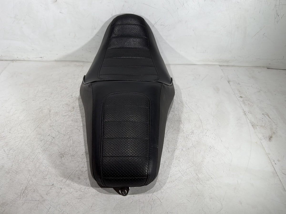 2014 Harley Dyna Low Rider FXDL OEM Passenger Rider Driver Seat Saddle