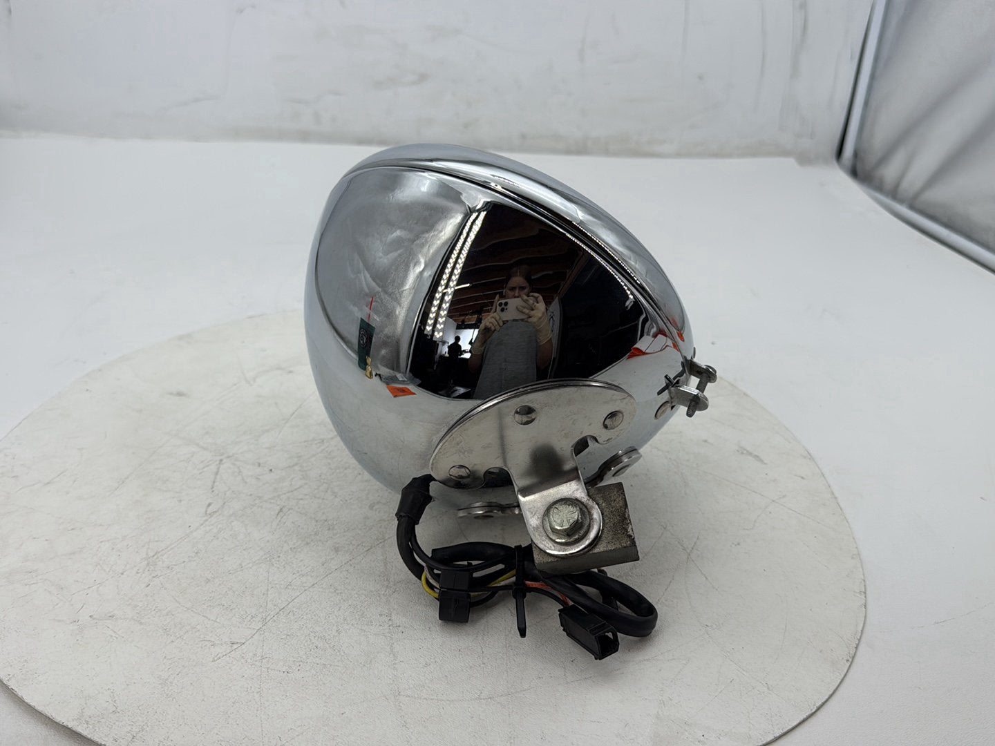 2004 Harley Softail FLSTC Heritage Classic OEM Headlight Headlamp Head Light Halogen