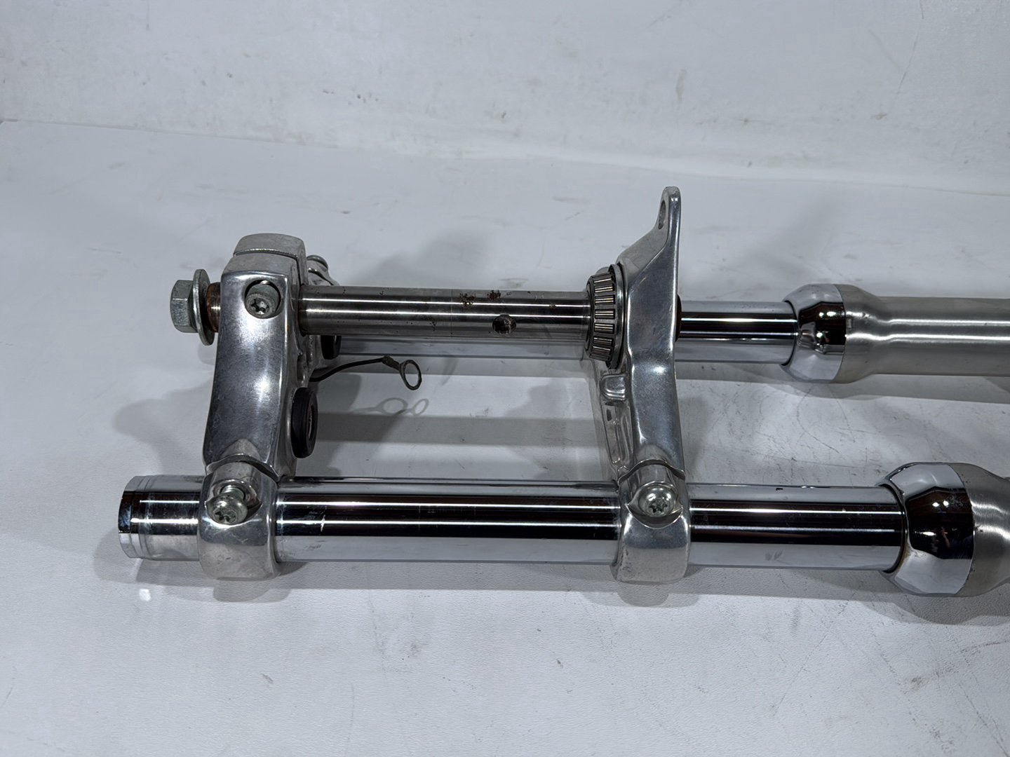 2001 Harley Sportster 883 Hugger XLH883 OEM Front Triple Tree Set & LH RH Fork Legs Sliders