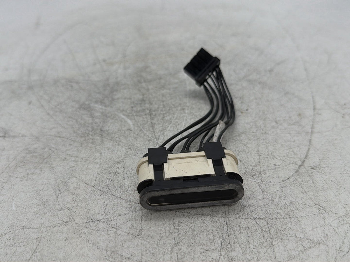 2005 Harley Electra Glide Ultra Dash Indicator Lamp Wire Plug 68789-96A