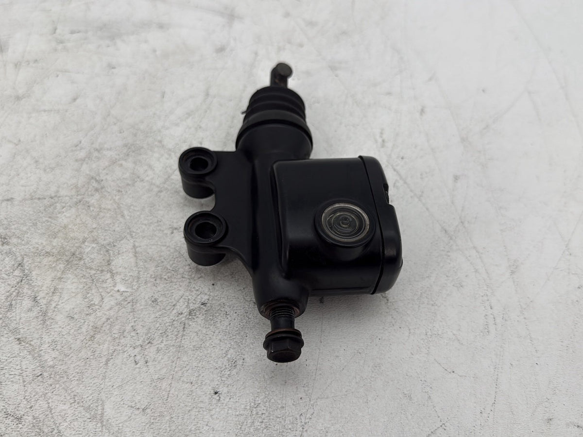 2018 Harley Electra Glide Touring Ultra OEM Rear Brake Master Cylinder Reservoir