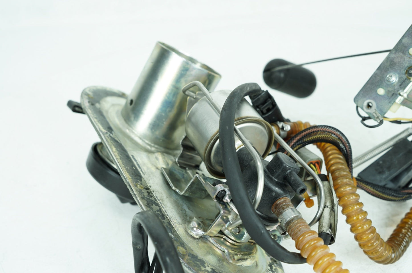 2007 - 2011 Harley-Davidson Touring Street Glide Fuel Pump Gas Gasoline Petrol Sending 62897-01B