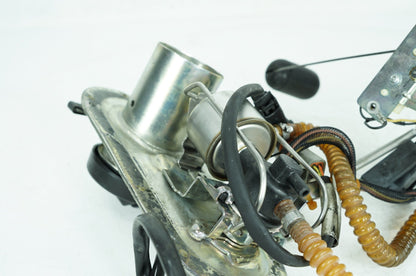 2007 - 2011 Harley-Davidson Touring Street Glide Fuel Pump Gas Gasoline Petrol Sending 62897-01B