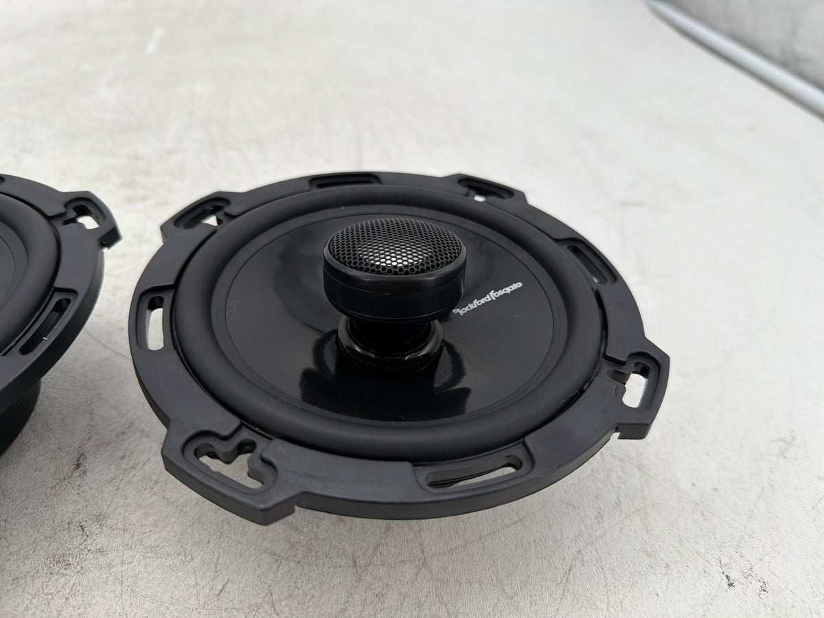 2004 Harley Electra Glide CVO Left Right Sound Audio Speakers Rockford T1S652