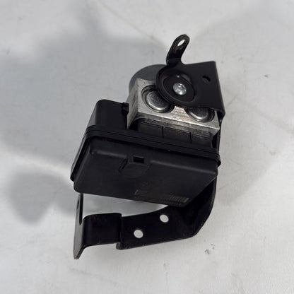 2017 - 2026 Harley-Davidson Softail Heritage Classic 114 ABS Brake Pump & Control Module 41100044C