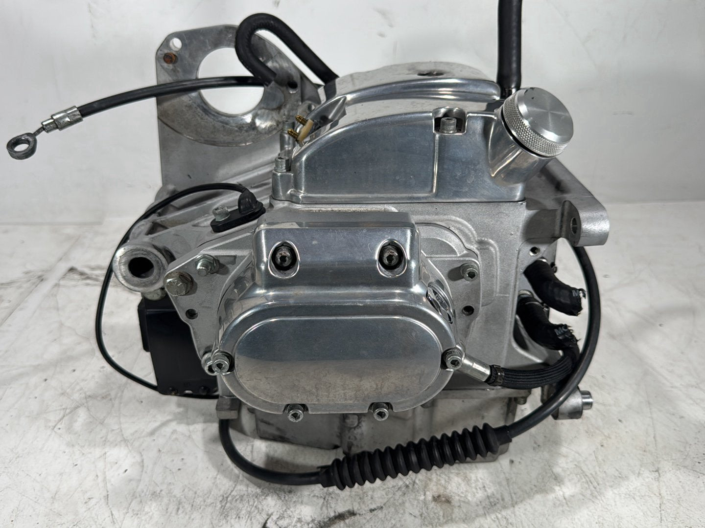 2004 Harley Dyna Super Glide FXDI OEM 5 Speed Transmission Gearbox