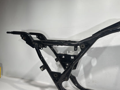 1999 - 2006 Harley-Davidson Touring Road King Custom Body Main Frame Chassis CLN CLR  	47900-02A