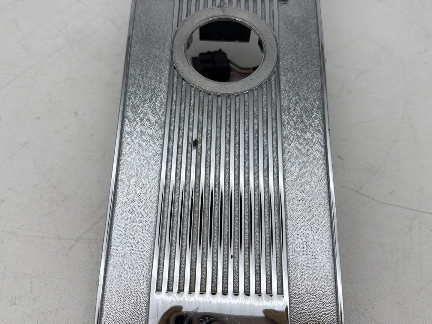 1999 - 2006 Harley-Davidson Touring Road King Police Fuel Gas Tank Dash Console NOKey  	60960-99