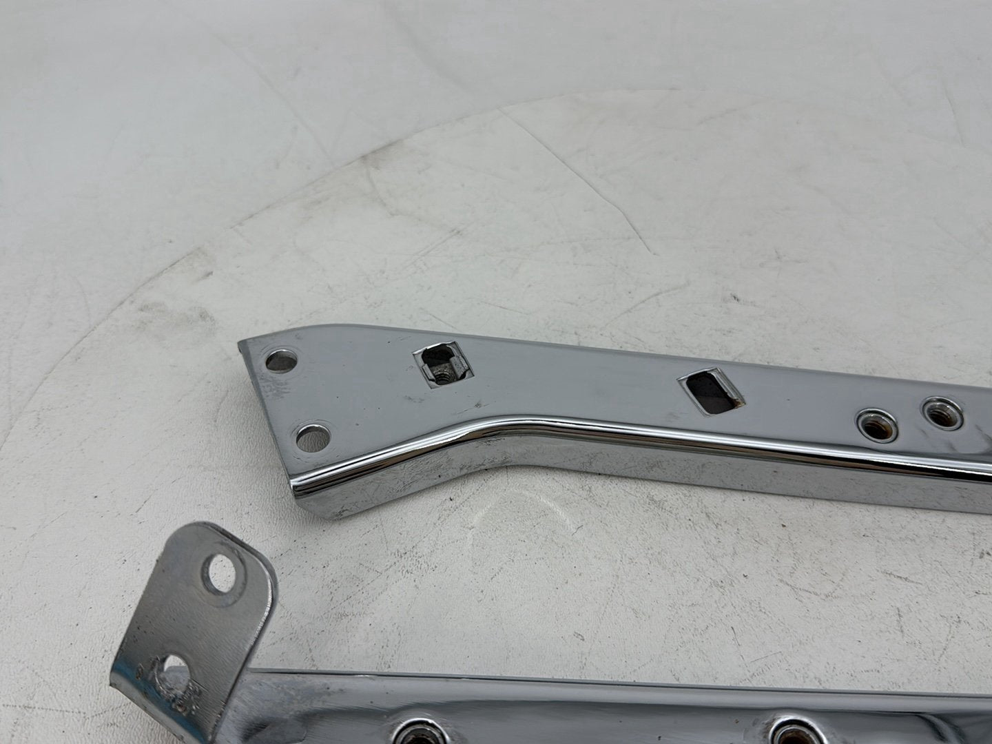 1999 - 2006 Harley-Davidson Touring Electra Glide Rear Left Right Fender Struts Bracket 90718-79C