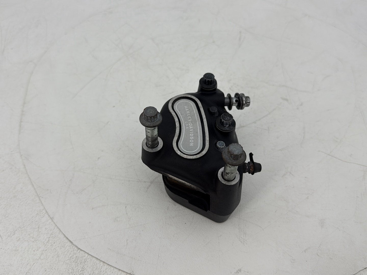 1999 - 2006 Harley-Davidson Touring Road King Police Front Right 1 Brake Caliper 44023-00C