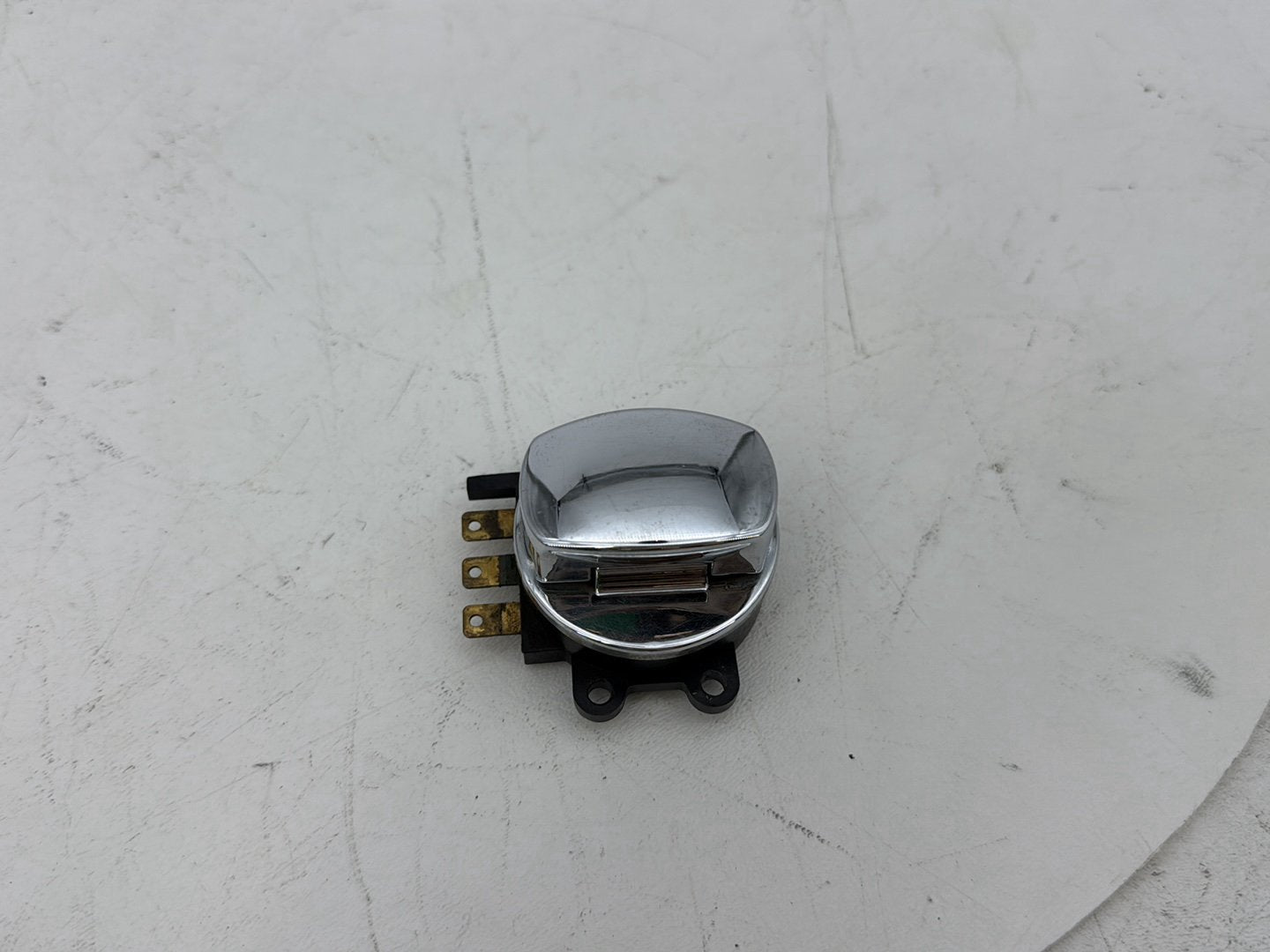 1999 - 2006 Harley-Davidson Touring CVO Screamin Eagle Road King Ignition Switch Cylinder Barrel Lockset NOKey 71313-96A