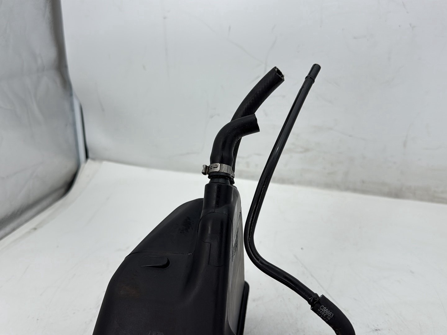 2009 Harley Sportster 883 Low XL883L OEM Oil Tank Reservoir Bottle Canister & Dipstick