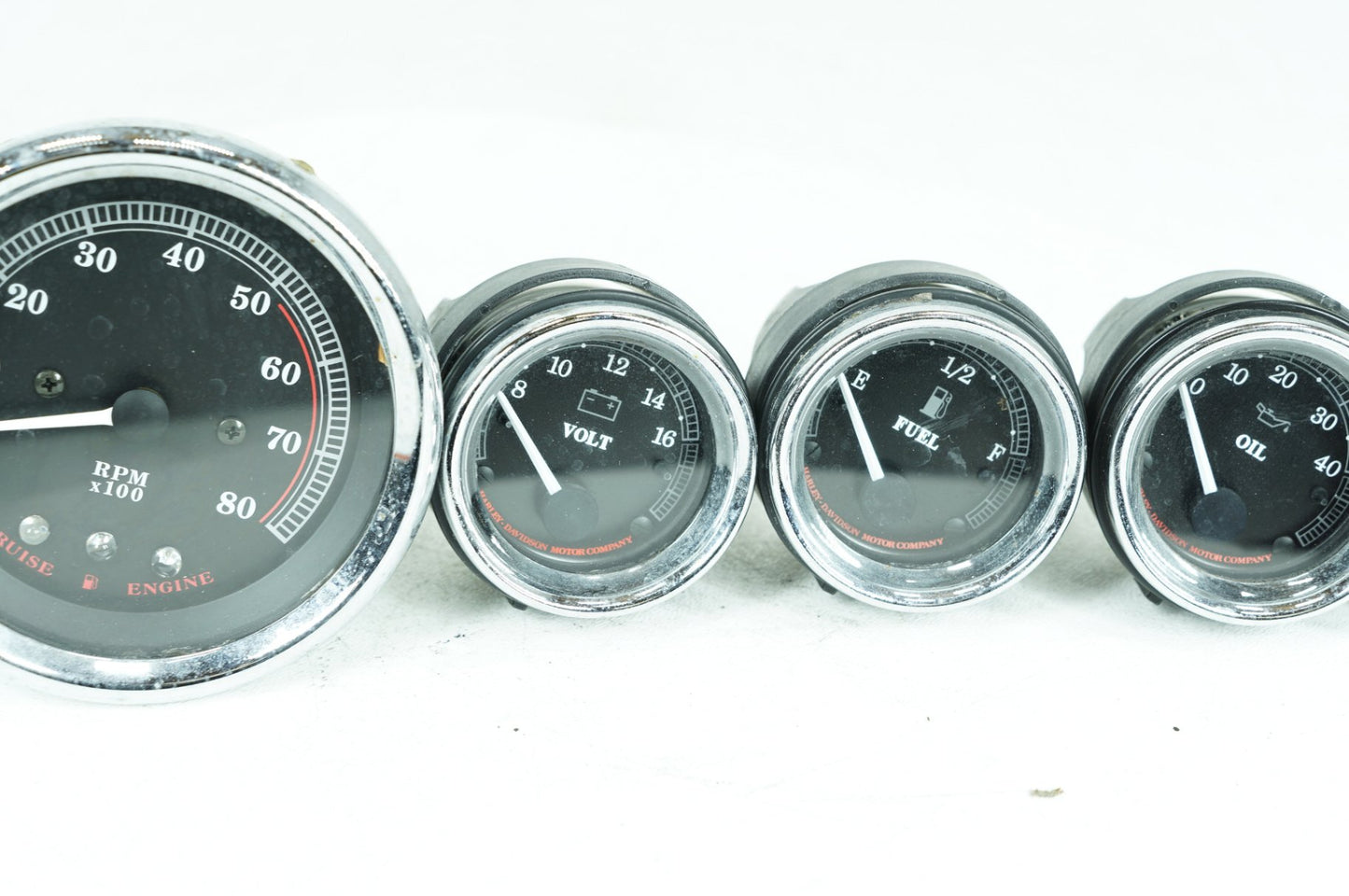 1984 - 1998 Harley-Davidson Touring Electra Glide Ultra Air Oil Volt Fuel Tacho Speedo Gauges  	67349-96