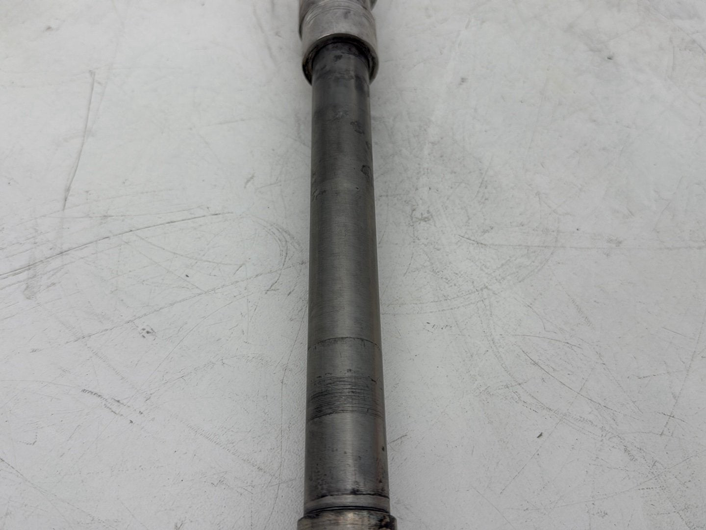 2008 Harley Electra Glide Touring Ultra FLHTCUI OEM Front Wheel Axle Bolt Shaft