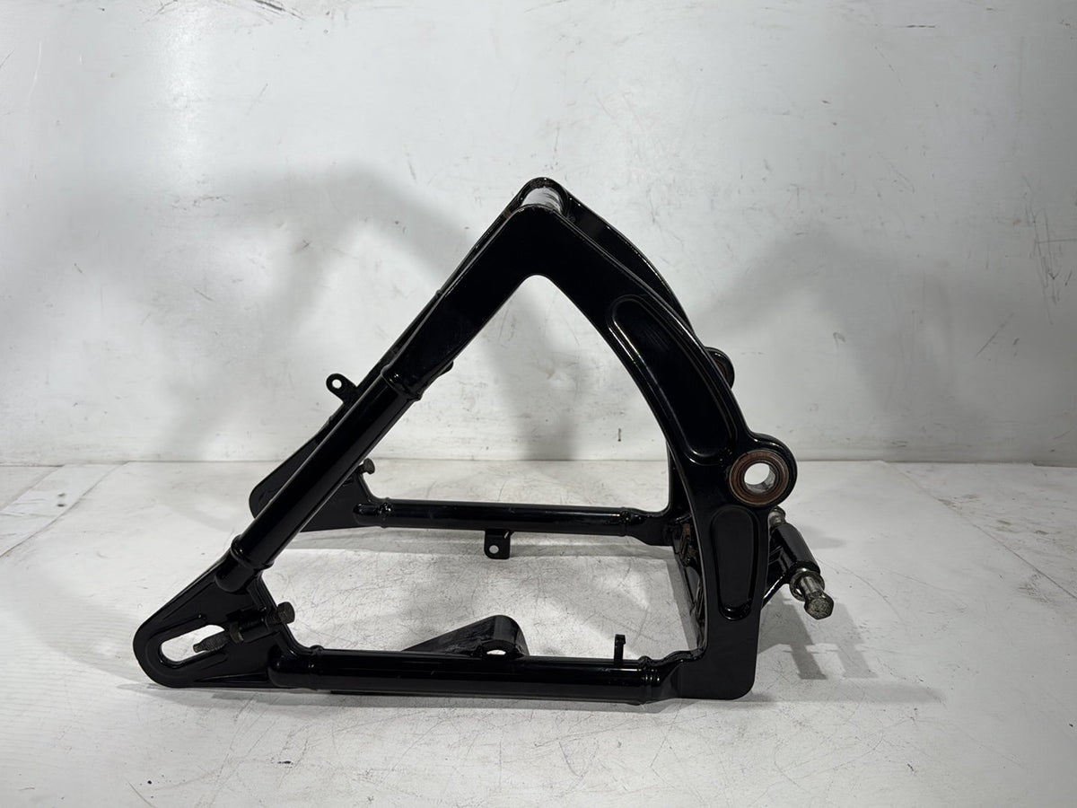 2004 Harley Heritage Softail Classic FLSTCI OEM Rear Fork Swingarm Swing Arm
