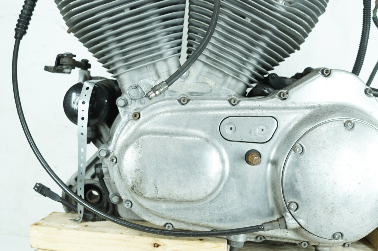 2004 - 2013 Harley-Davidson Sportster Low CARB 883 Engine Motor Transmission 19500-06