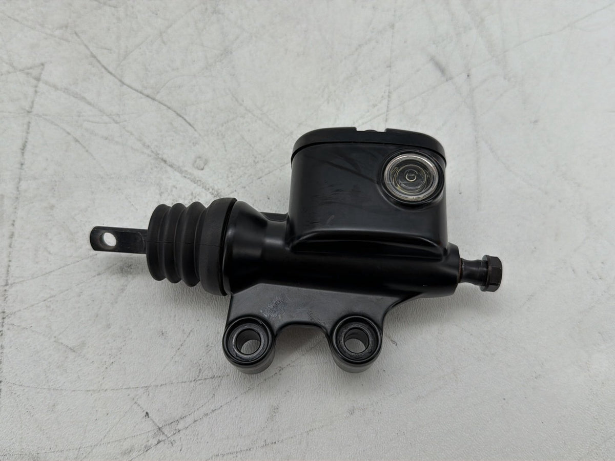2011 Harley Electra Glide Touring Ultra OEM Rear Brake Master Cylinder Reservoir