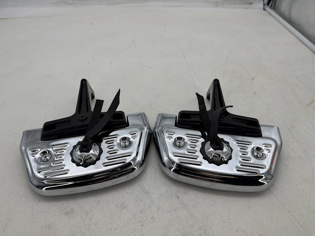 2004 Harley Road King Touring Classic OEM Passenger Left & Right Foot Pegs