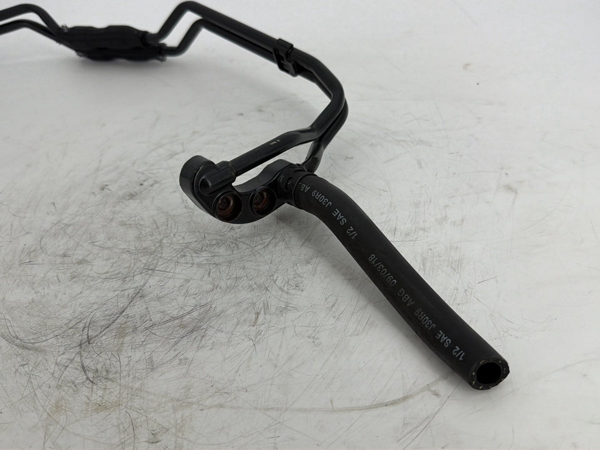 2019 Harley Touring FLHT Electra Glide OEM Water Cooling Pump Downtube Hose Pipe