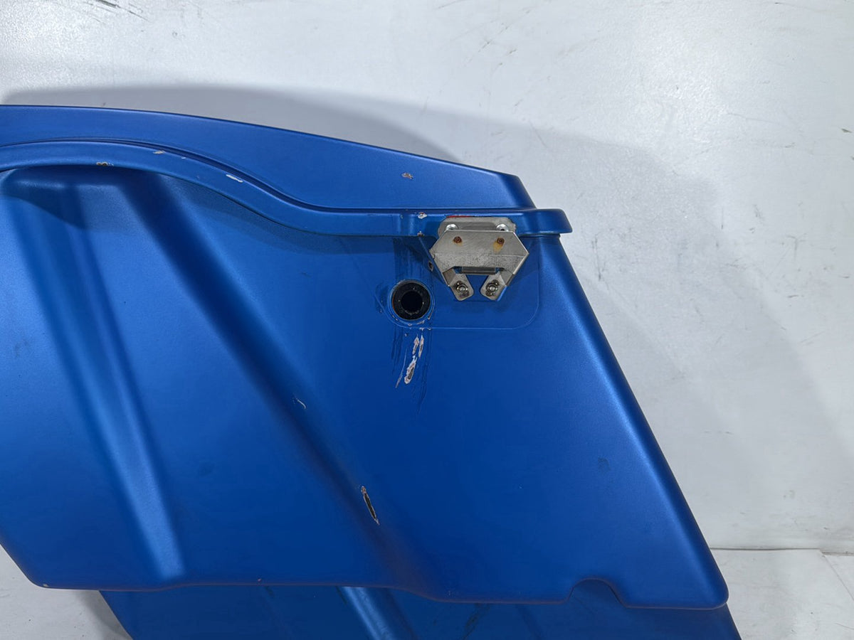 2007 Harley Street Glide Touring FLHX OEM Right 1 Saddlebag Luggage NO Key