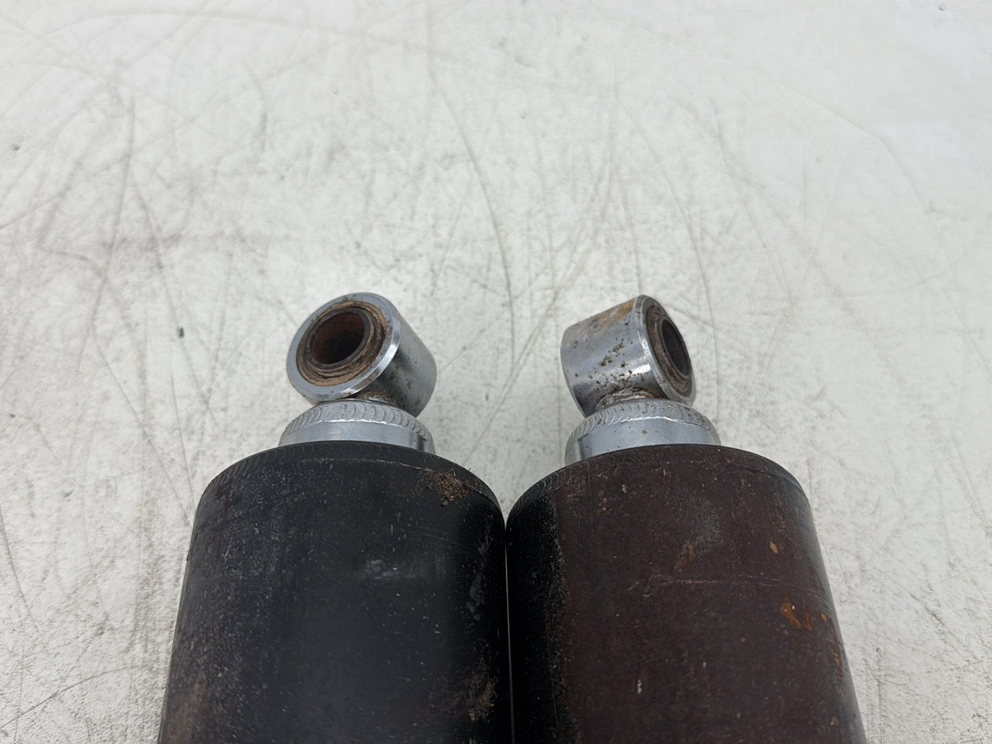 2000 Harley Softail FLSTC Heritage Classic OEM Rear Left Right Shock Absorbers