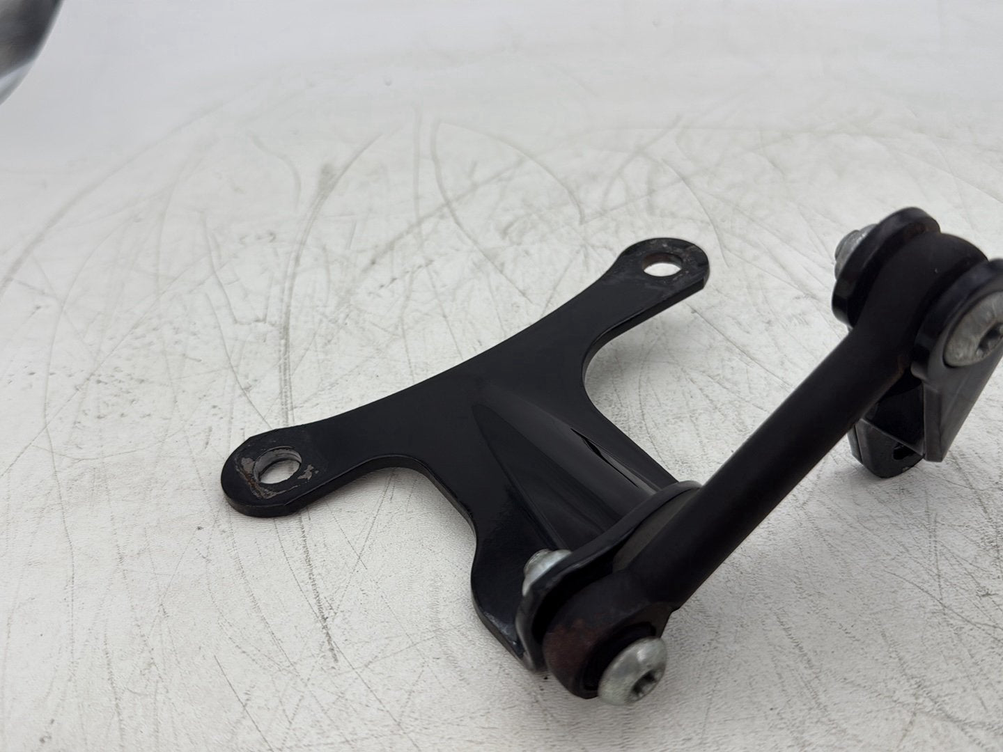 2006 Harley Sportster XL883L 883 Low OEM Mounting Bracket Holder Support Base