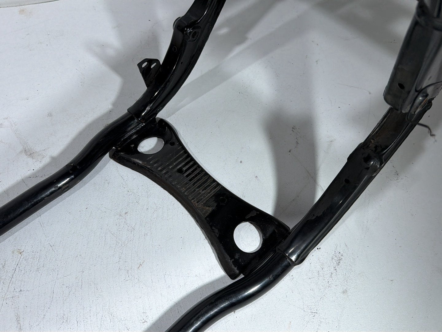 2000 Harley Electra Glide Touring Ultra FLHTCUI OEM Body Main Frame Chassis SLVG