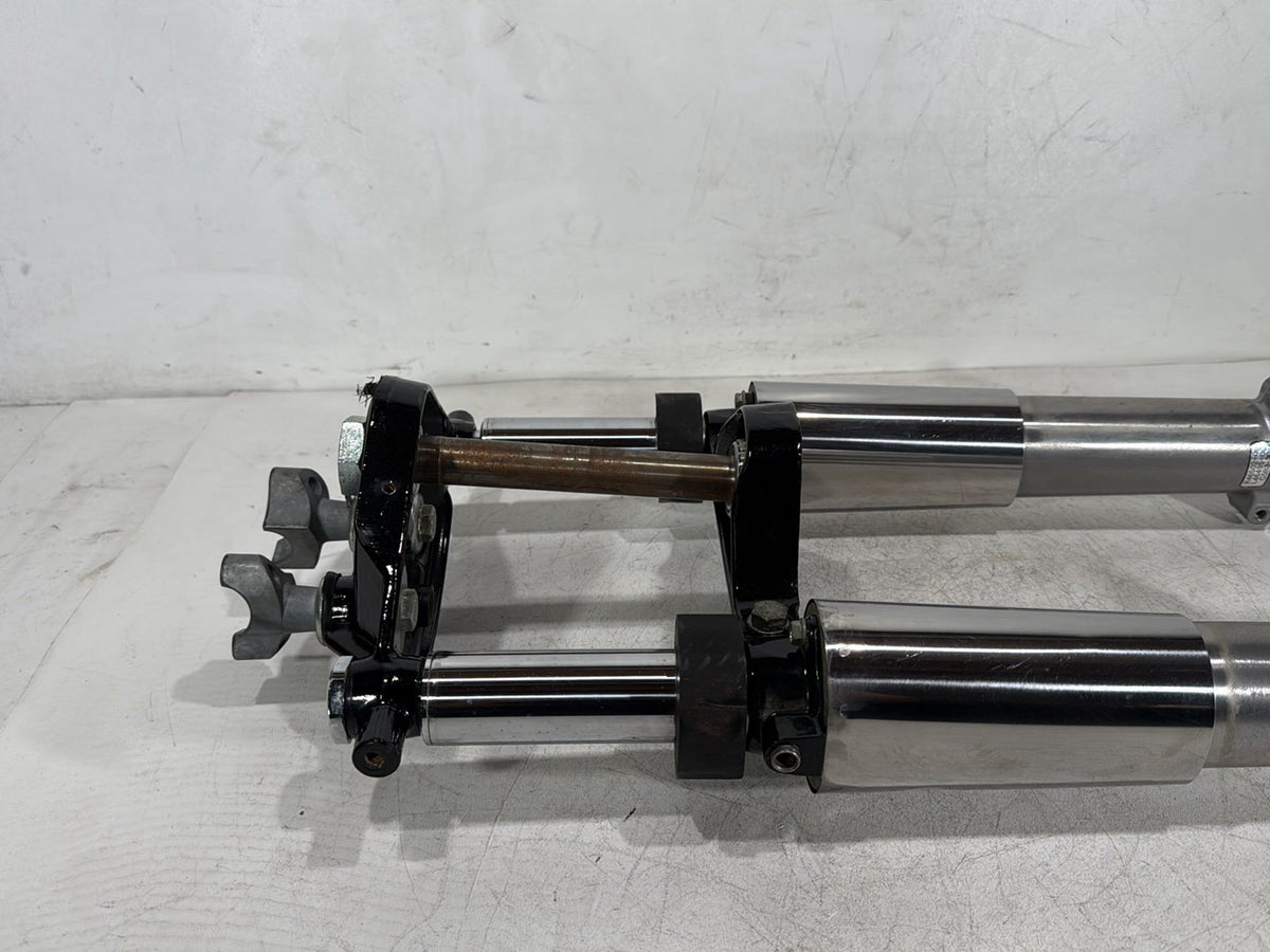 07 Harley Electra Glide Touring Front Triple Tree Set & LH RH Fork Legs Sliders