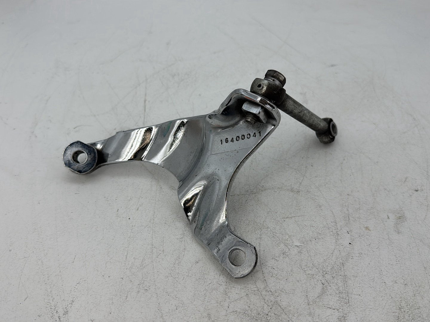 2017 Harley Road Glide Touring FLTRXS OEM Engine Motor Mount Bracket