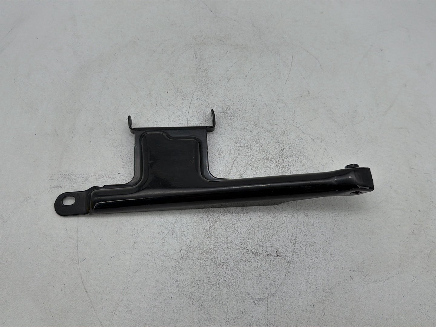 2007 Harley Softail Standard FXST OEM Seat Bracket Mount Support Mounting