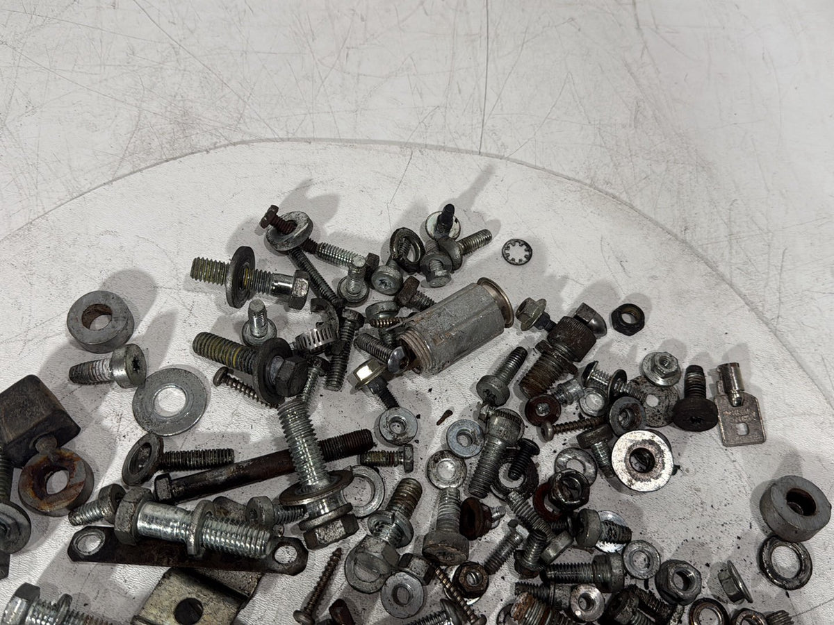 1999 - 2006 Harley-Davidson Touring Electra Glide Classic Hardware Bolts Nuts & Brackets