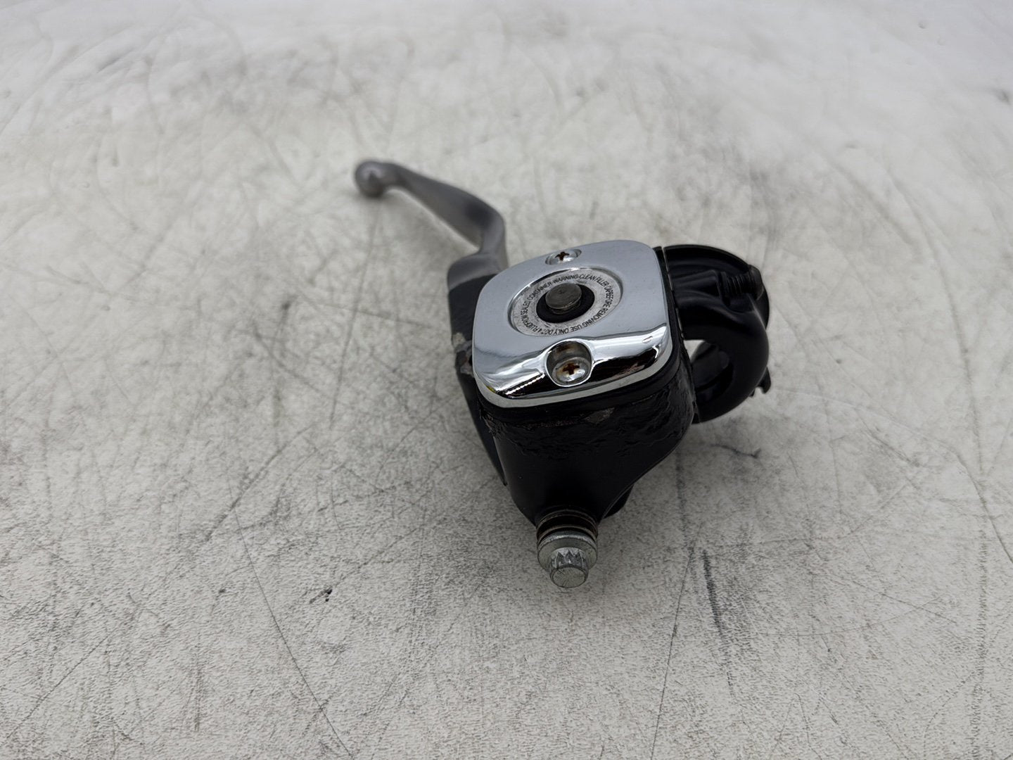 2007 Harley Touring FLHTC Electra Glide Classic OEM Front Right Brake Lever Master Cylinder