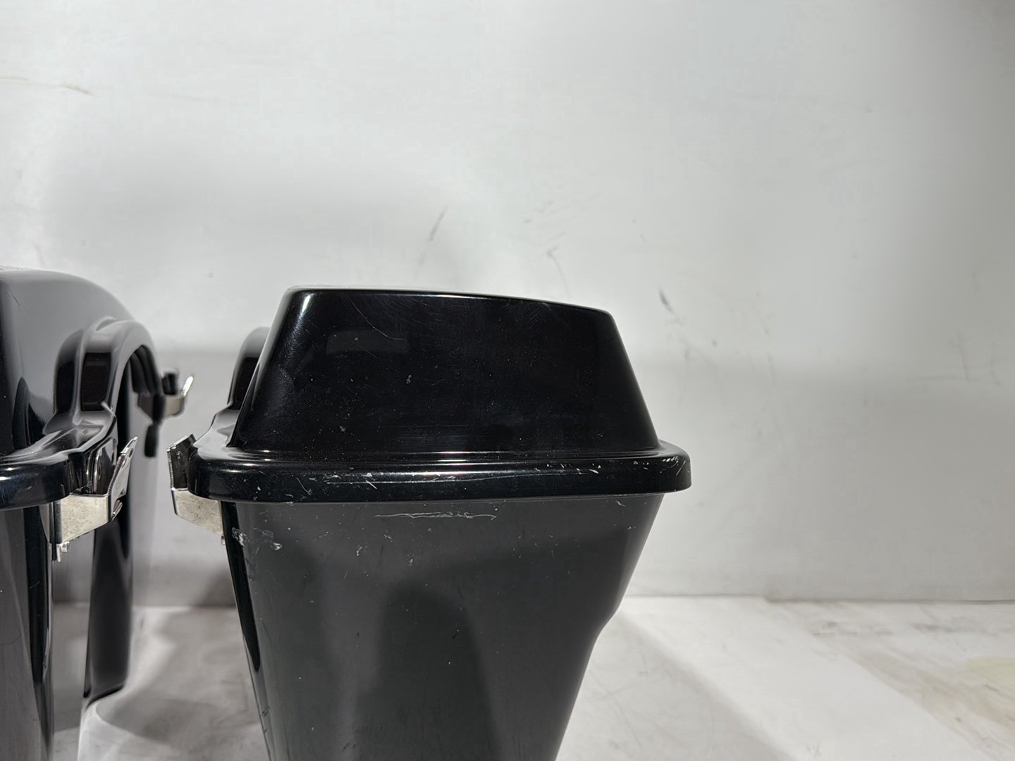 2012 Harley Street Glide Touring FLHX OEM Left Right Saddlebags Luggage NOKey