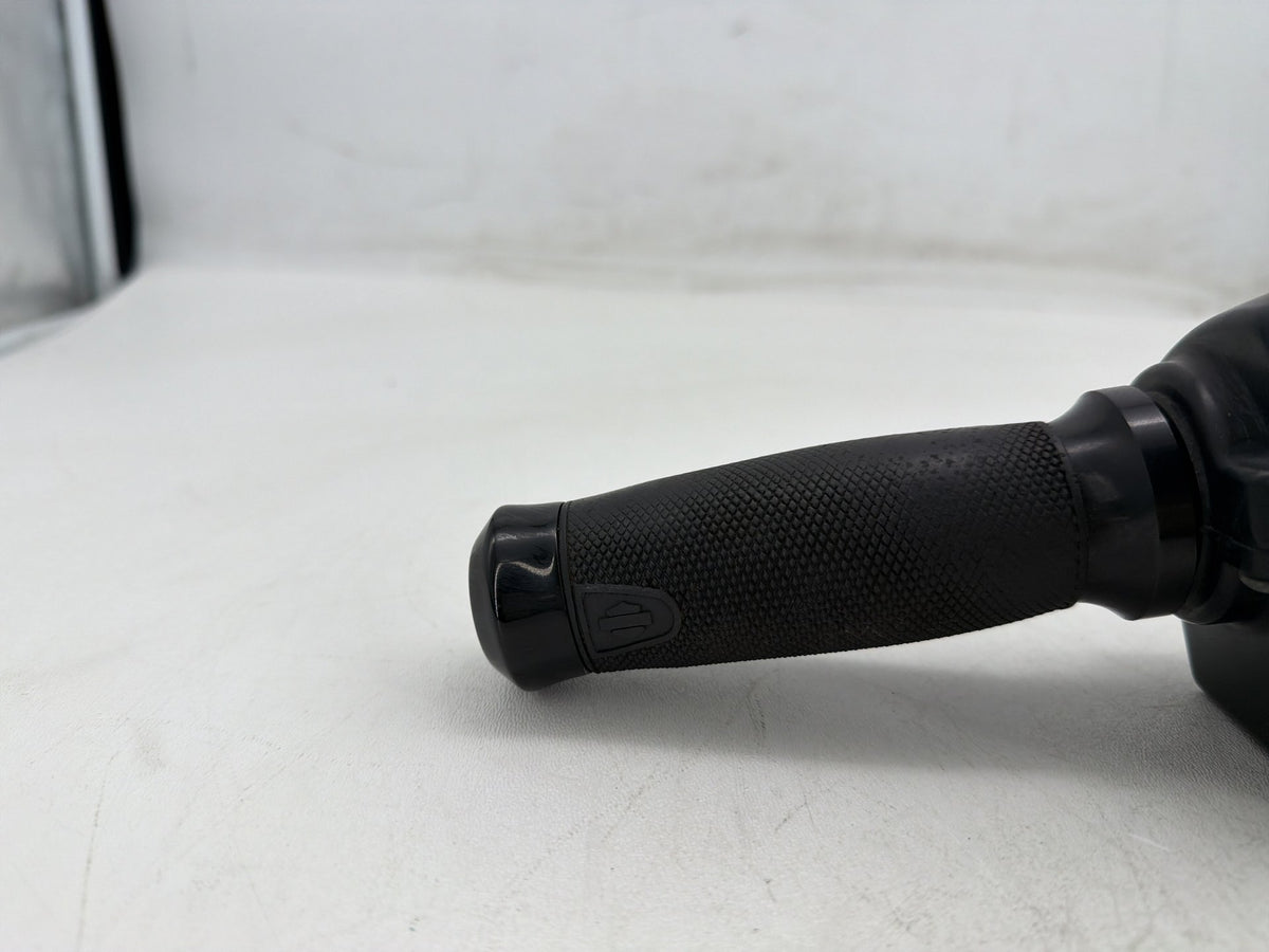 2012 Harley Electra Touring Ultra OEM Right Engine Start Kill Switches Controls