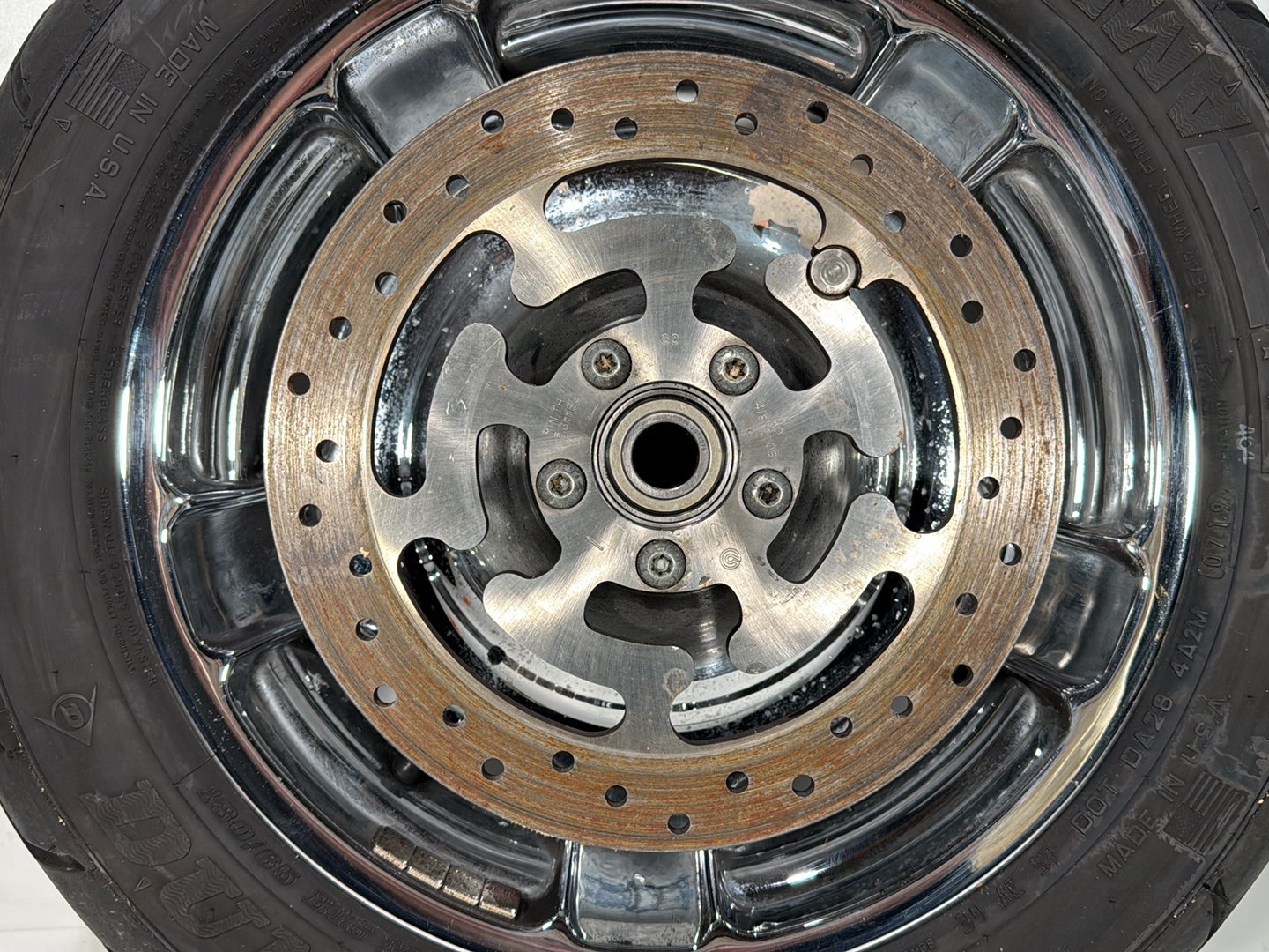 2007 - 2011 Harley-Davidson Touring Street Glide Rear Wheel Rim Tire 41288-09
