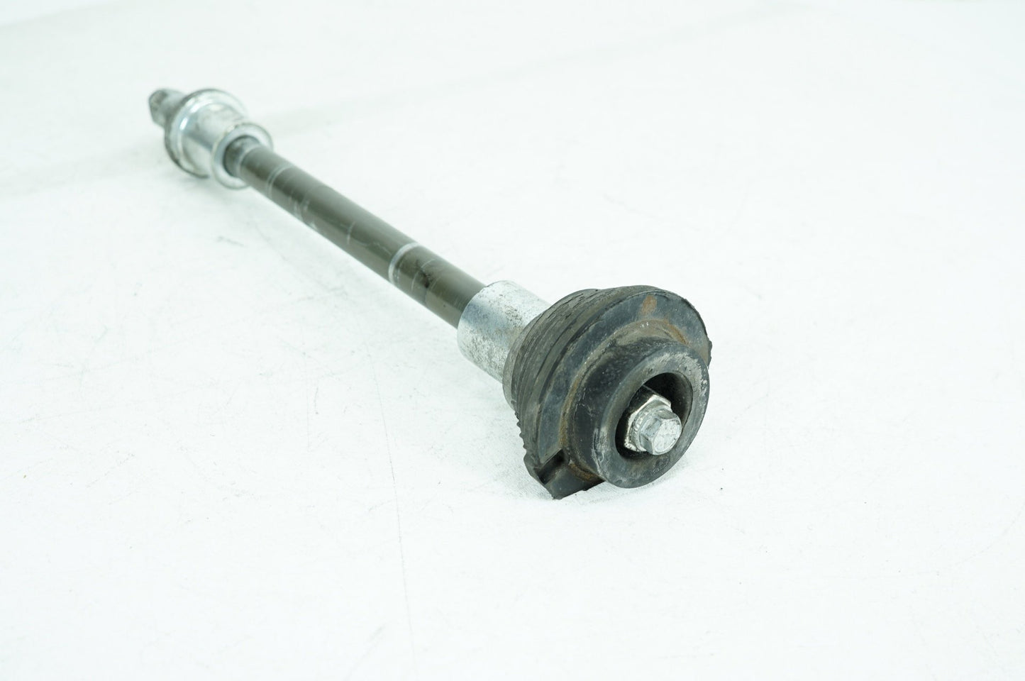 2008 - 2016 Harley-Davidson Touring Electra Glide Ultra Rear Fork Swingarm Pivot Bolt Shaft 47540-11