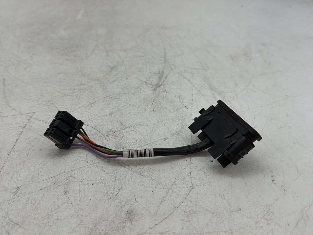 2009 Harley Dyna Street Bob FXDB OEM Dash Indicator Lamp Wire Plug In